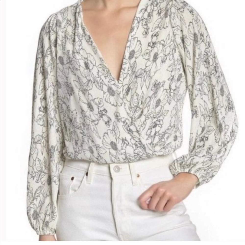💛ASTR the label Black & White Floral Crop Top Sz L